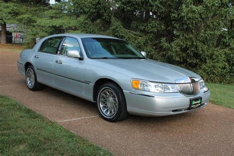 Lincoln Town Car Signature Raleigh Classic Car Auctions