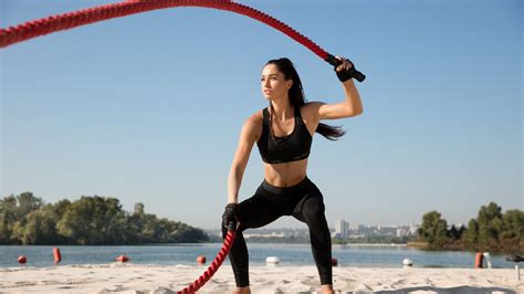 7 Battle Rope Exercises For Beginners Healthshots