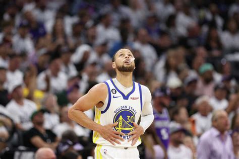 Steph Curry Taunts Kings Fans With Light The Beam In Game 7 Win