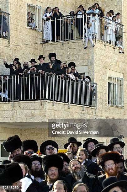 227 Hasidic Wedding Stock Photos, High-Res Pictures, and Images - Getty ...