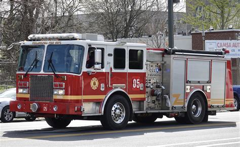 Pfd Engine Philadelphia Fire Department Engine Flickr