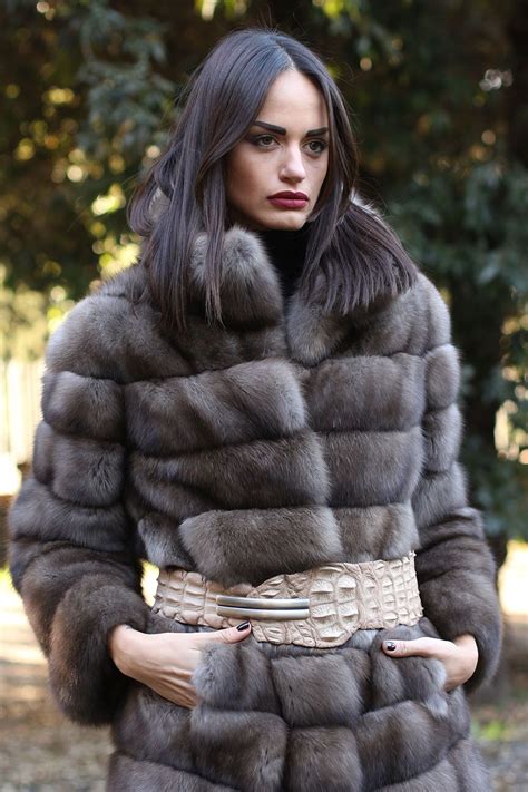 Pin By Sandra Huntington On Clementina Sable Coat Fur Coat Fur