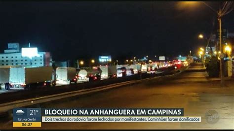 Bolsonaristas danificam 10 caminhões e bloqueiam Rodovia Anhanguera em