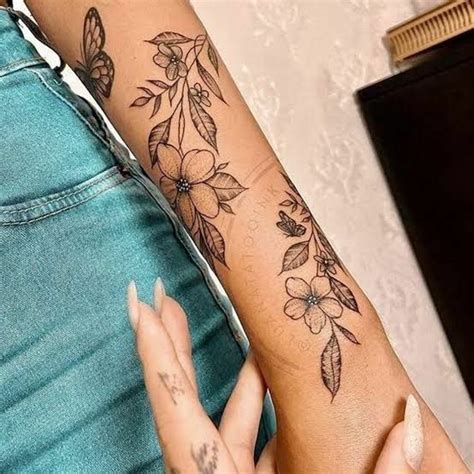 Pin De Diego Oliveira Em Meus Decalques Tatuagens Femininas Delicadas Frases Para Tatuagem