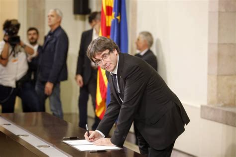 Fotos El Parlament Ante La Declaración De Independencia De Cataluña En Imágenes Cataluña