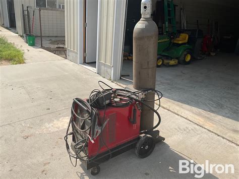 Lincoln Electric Square Wave Tig 175 Portable Welder Bigiron Auctions