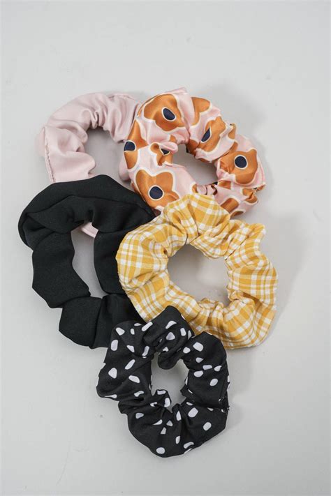 Pack Scrunchies