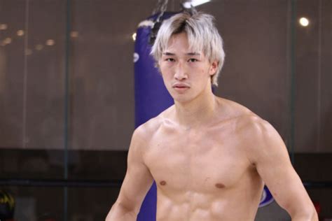 【k 1】安保瑠輝也vsアンチに元アウトサイダー王者やベンチ210kgの猛者が名乗り、芦澤竜誠が“後輩”安保に上目線なアドバイス