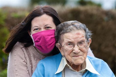 Irelands Oldest Woman Nancy Stewart Welcomed Home Son She Hadnt Seen