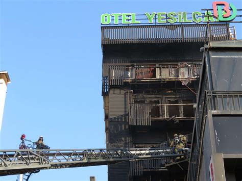 Son dakika İstanbul Pendik te 7 katlı bir otelde yangın çıktı