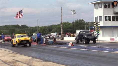 Brew City Gassers Match Up At The 2022 Glory Days Vintage Drags Youtube