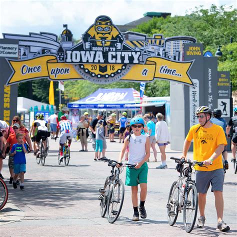 RAGBRAI S 50th Anniversary Ride Coming Through Iowa City University