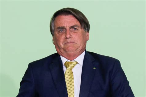 Depois de prometer mil vagas à PF e PRF Bolsonaro recua e fixa chamado