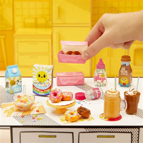 MGA S Miniverse Food Minis 2 Step In PDQ Babystore Ae