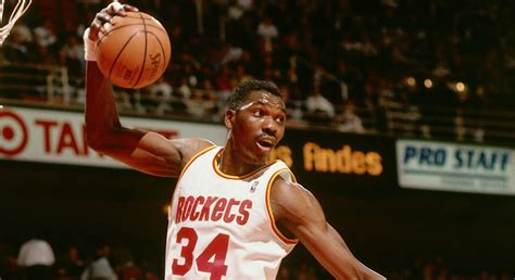 Olajuwon To Be Inducted Into FIBA Hall Of Fame - Complete Sports Nigeria