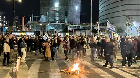 Proteste In Israel Nach Umfragen Sind Noch Ein Drittel Der Israelis