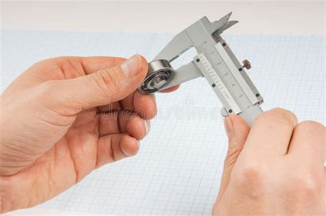 Calipers Bearing And Square Stock Image Image Of Measure Chock