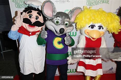 Chuck E Cheese Photos And Premium High Res Pictures Getty Images