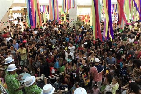 Caxias Shopping Recebe Bailinhos De Carnaval Gratuitos O Dia Duque De