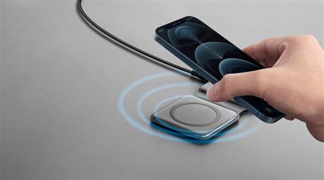 3-in-1 Foldable Wireless Charging Pad GoMag Trio| Bazic by Energea