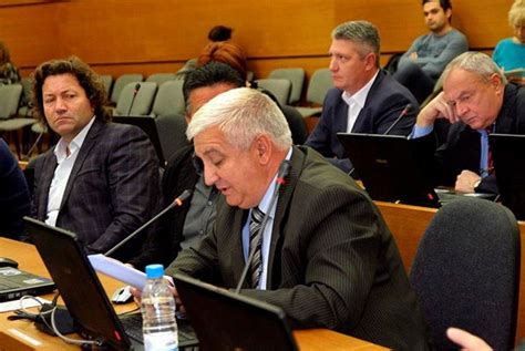 Разместване в листата на ГЕРБ в Пловдив след победата на Костадин ...