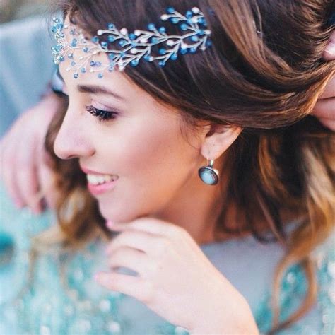 свадебные цацки | Bridal hair accessories, Bridal accessories ...