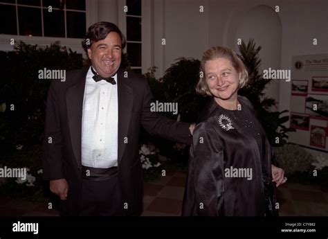 Energy Secretary and former UN Ambassador Bill Richardson with his wife ...