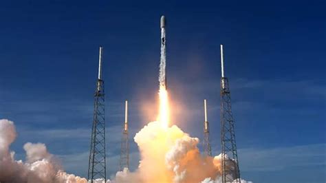 Spacex Launches 52 Starlink Satellites Pledge Times