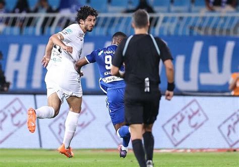 العقدة مستمرة الاتحاد بدون فوز على الهلال في الدوري السعودي فيديو