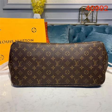 Louis Vuitton Monogram Canvas Neverfull Gm M