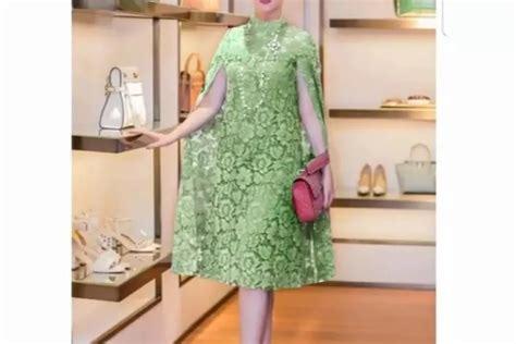 10 Warna Dan Model Dress Brokat Moderen Untuk Tampilan Anggun Dan Mewah