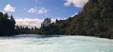 Lake Taupo: Huka Falls River Cruise vs Jet Boat