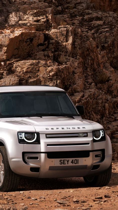 Discover The Power Of The Land Rover Defender