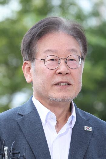 포토 이재명 수원지검 2차 출석 이데일리