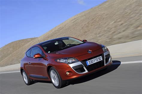 Renault Megane Hd Pictures Carsinvasion