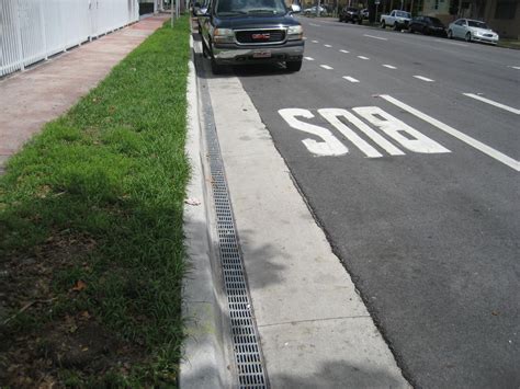 Road And Highway Trench Drains I Usa I Ericsons Dura Trench