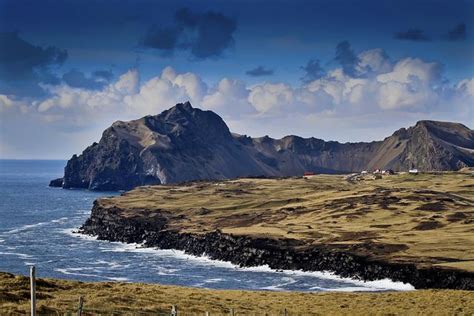 Heimaey And Vestmannaeyjar Iceland An Offshore Archipelago Of Craggy