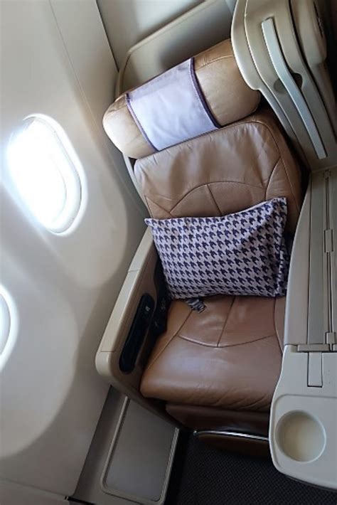 Singapore Airlines A330 business class: SQ271 Singapore to Adelaide