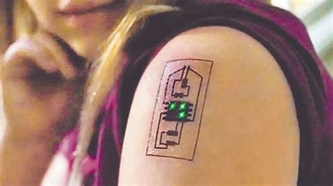 El Futuro De Los Celulares Tatuajes Electr Nicos Mia