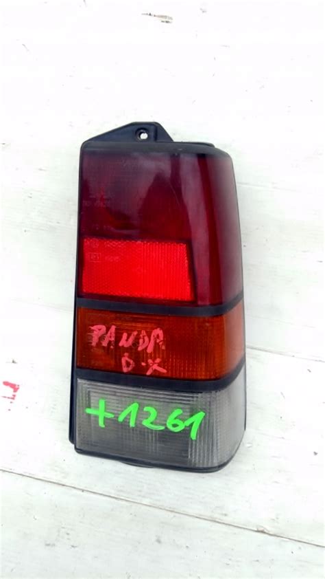 LAMPA TYLNA PRAWA FIAT PANDA 86 ORYGINAŁ 1111 za 17 12 zł z Trzcinica