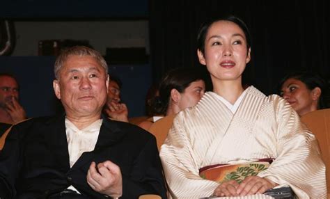 73岁北野武和助理再婚：抛弃结婚40年的妻子，他为什么被全网祝福 财经头条