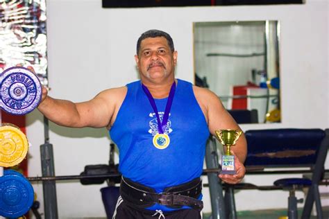 Atleta De Ubatuba Campe O Sul Americano De Supino Ap S Bater Record