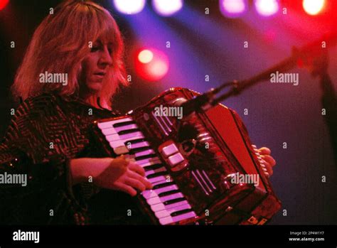 Christine Mcvie Of Fleetwood Mac Performing Live In Philadelphia Pa In