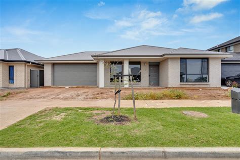 Riverlea Park17 Marchant Trail Buckland Park Sa 5120 House For Rent