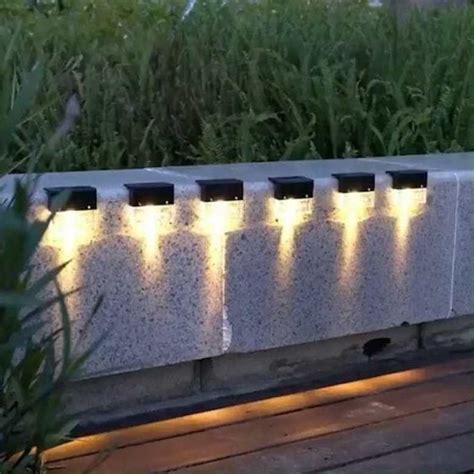 35 Awesome Outdoor Fence Lighting Ideas for Your Backyard ...