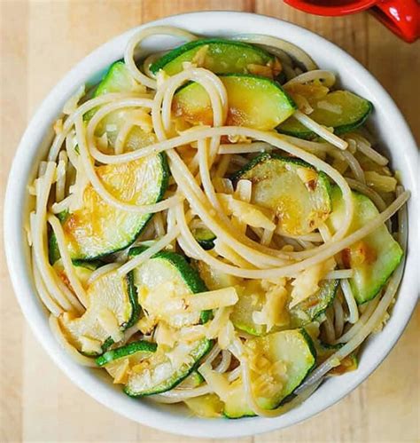 Spaghetti Aux Courgettes Et Parmesan Plat De P Tes Pour Votre D Ner