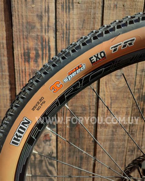 Cubierta Tubeless Para MTB Rodado 29 X 2 20 MAXXIS Ikon Tanwall Perfil