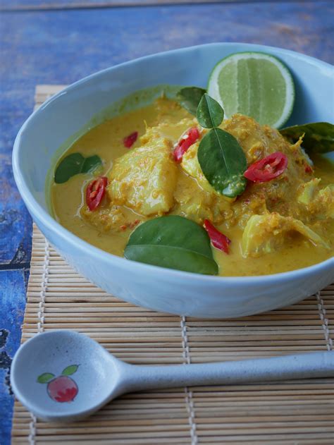 Thermomix recipe: Turmeric Galangal Fish Curry | Tenina.com