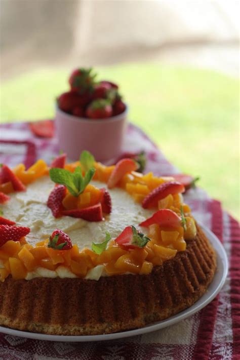 Crostata Morbida Con Crema Diplomatica Mango E Fragole Cibo Che Passione