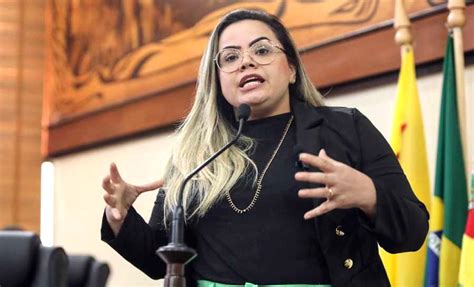 Deputada Michelle Melo Comemora Pelo Acre Possuir Profissionais Da